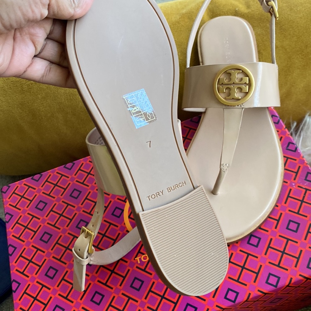 Benton Sandals